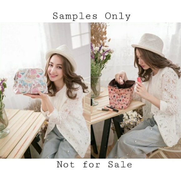 Waterproof Elephant Large Opening Cosmetic Bag - Picture 4 of 13